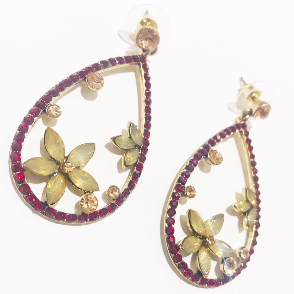 Unique red and gold floral dangling earrings - Picture 2 of 7